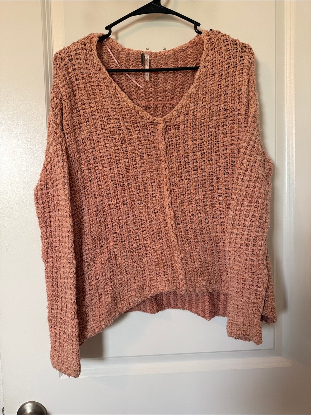 Free People Peachy Blush V-Neck Chunky Knit Sweater